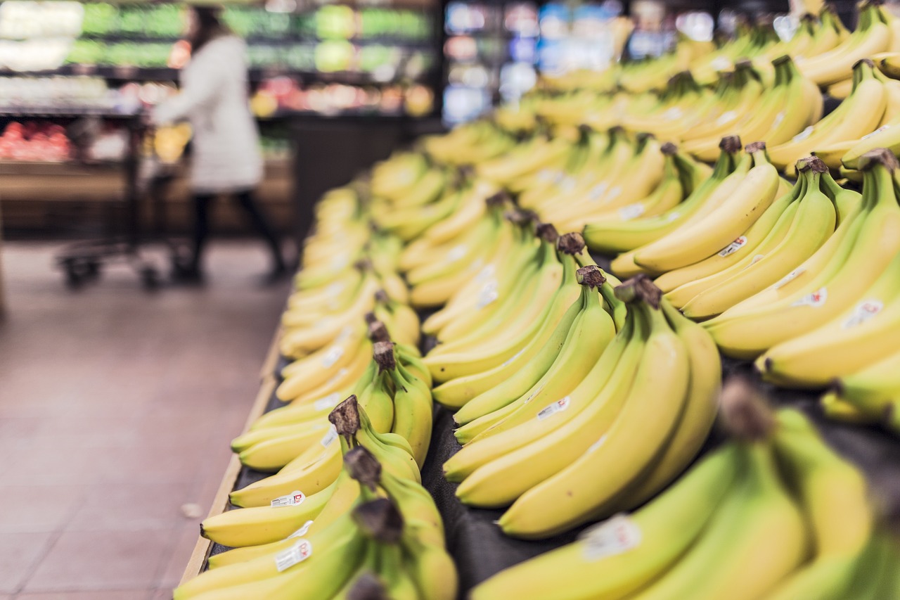 bananas, fruits, food, grocery store, supermarket, shopping, produce, organic, grocery shopping, fruit stand, yellow bananas, bananas, bananas, bananas, bananas, grocery store, grocery store, grocery store, supermarket, supermarket, supermarket, supermarket, supermarket, shopping, shopping, shopping, shopping